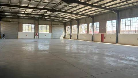 3 Vaseur Road, Choolkop - Industrial - 1250m² - Chloorkop (31)